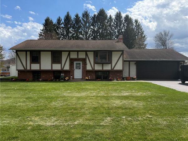 6 Redwing Lane, Horseheads, NY 14845