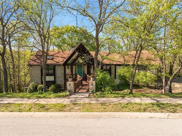 7206 Larson Avenue, Kansas City, MO 64133