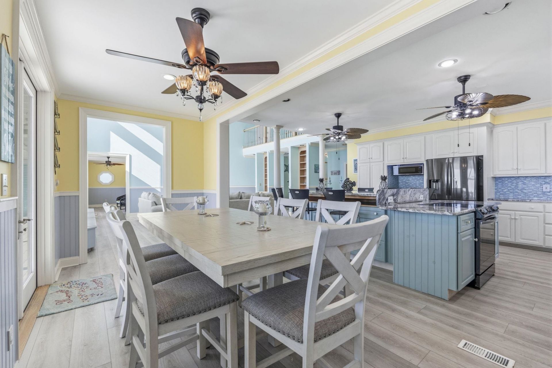 2201 S Waccamaw Dr. Photo 12