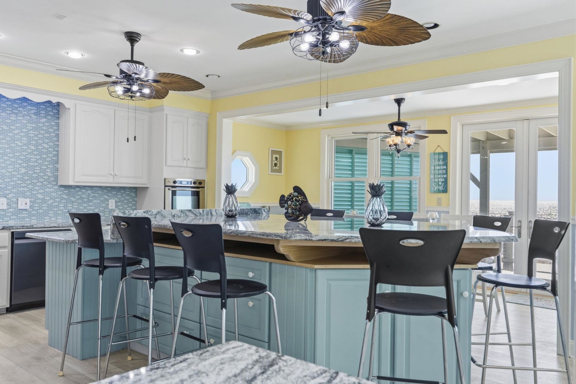 2201 S Waccamaw Dr. Photo 13