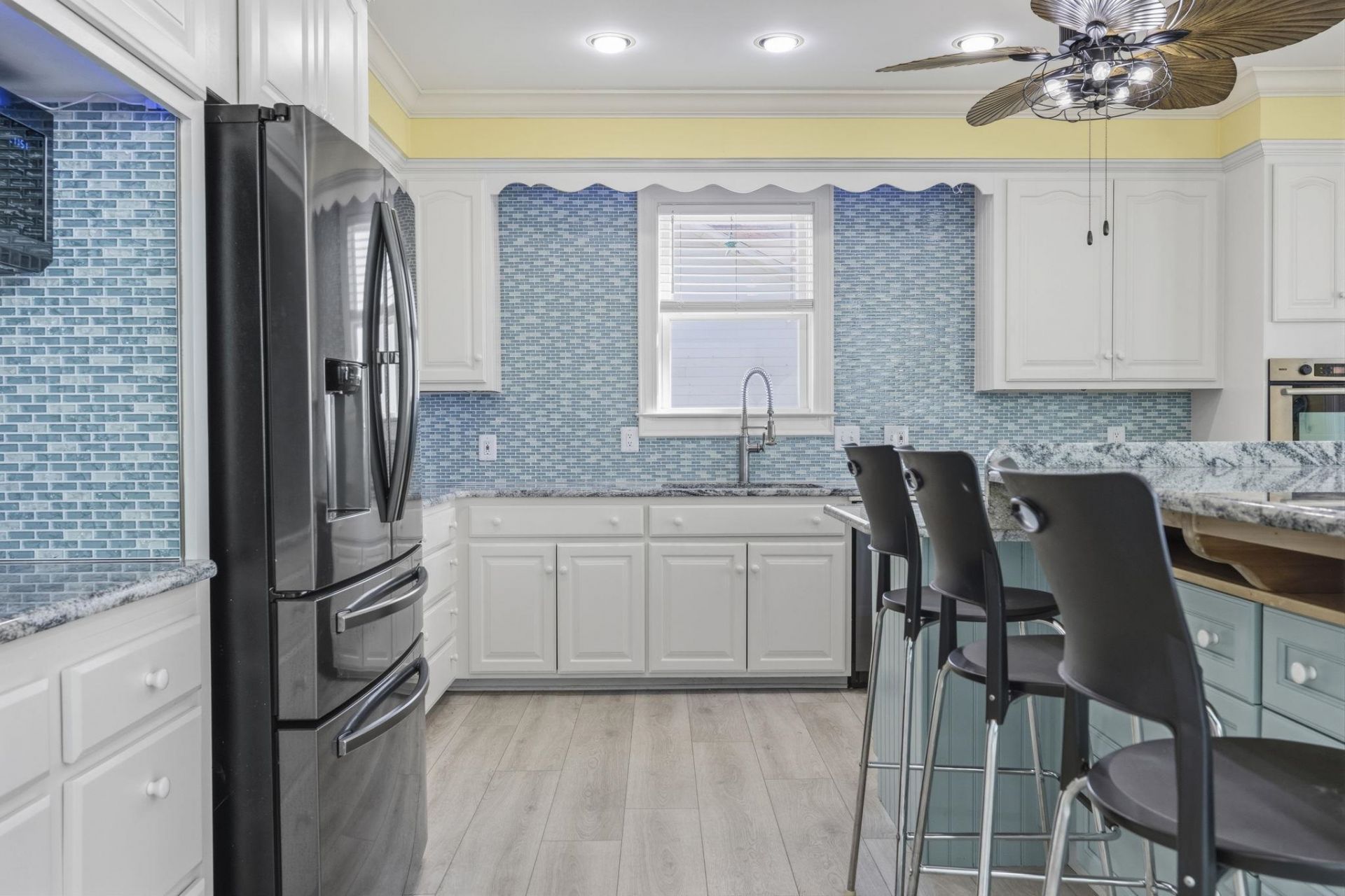 2201 S Waccamaw Dr. Photo 18