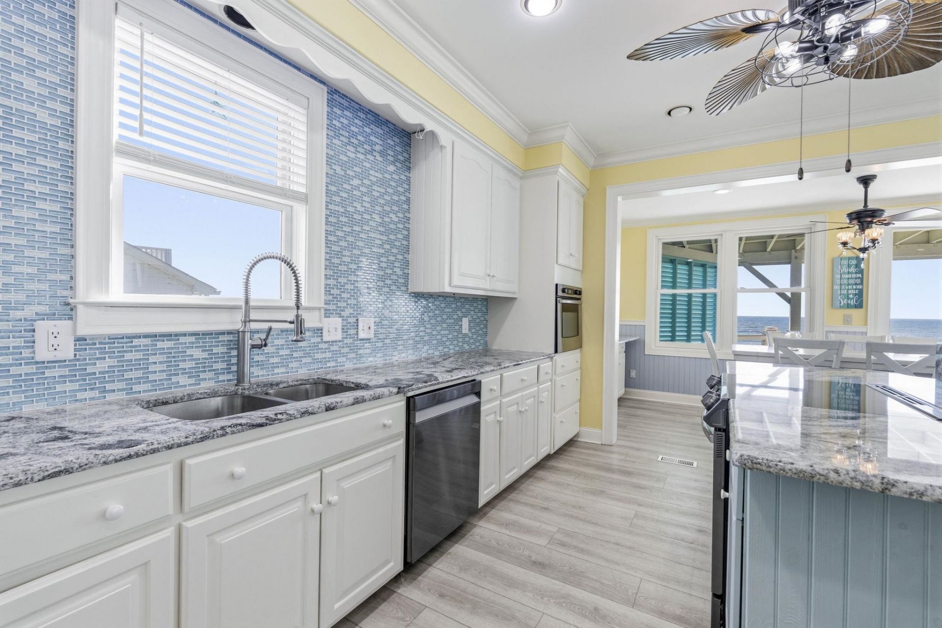 2201 S Waccamaw Dr. Photo 19