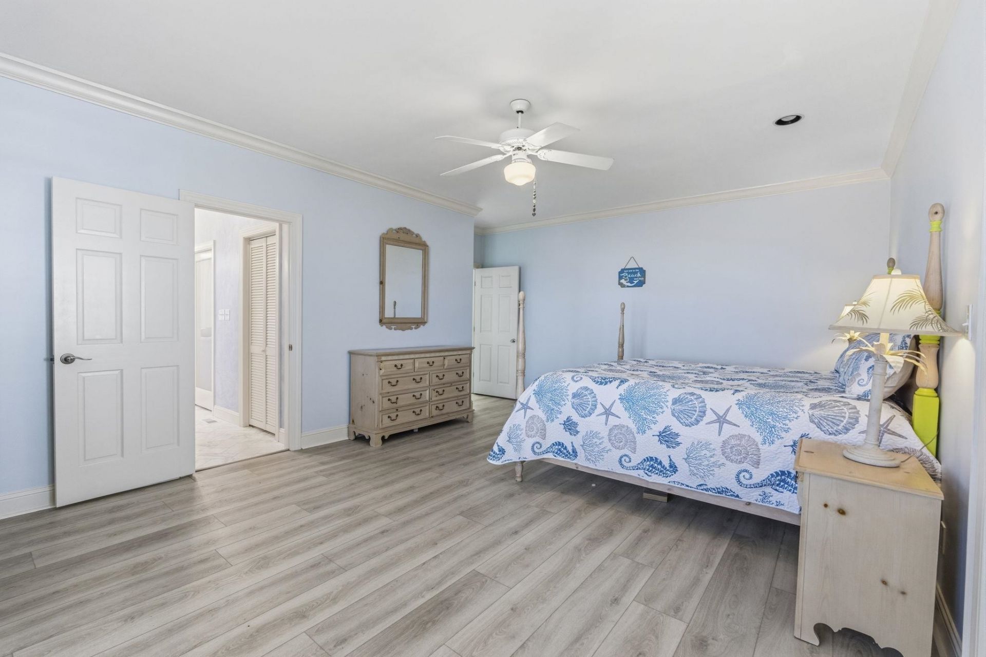 2201 S Waccamaw Dr. Photo 28