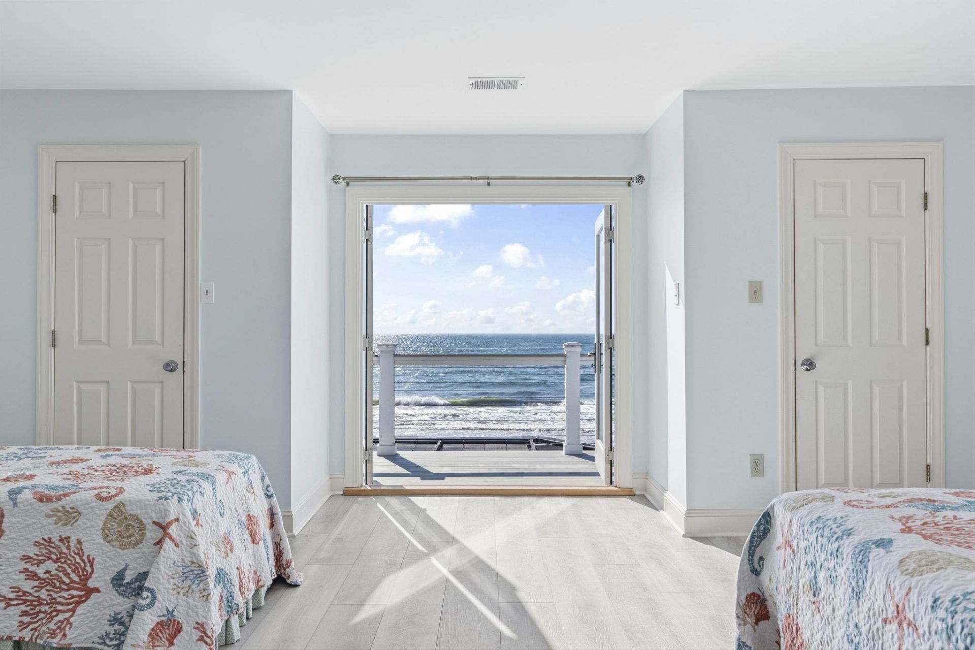 2201 S Waccamaw Dr. Photo 30