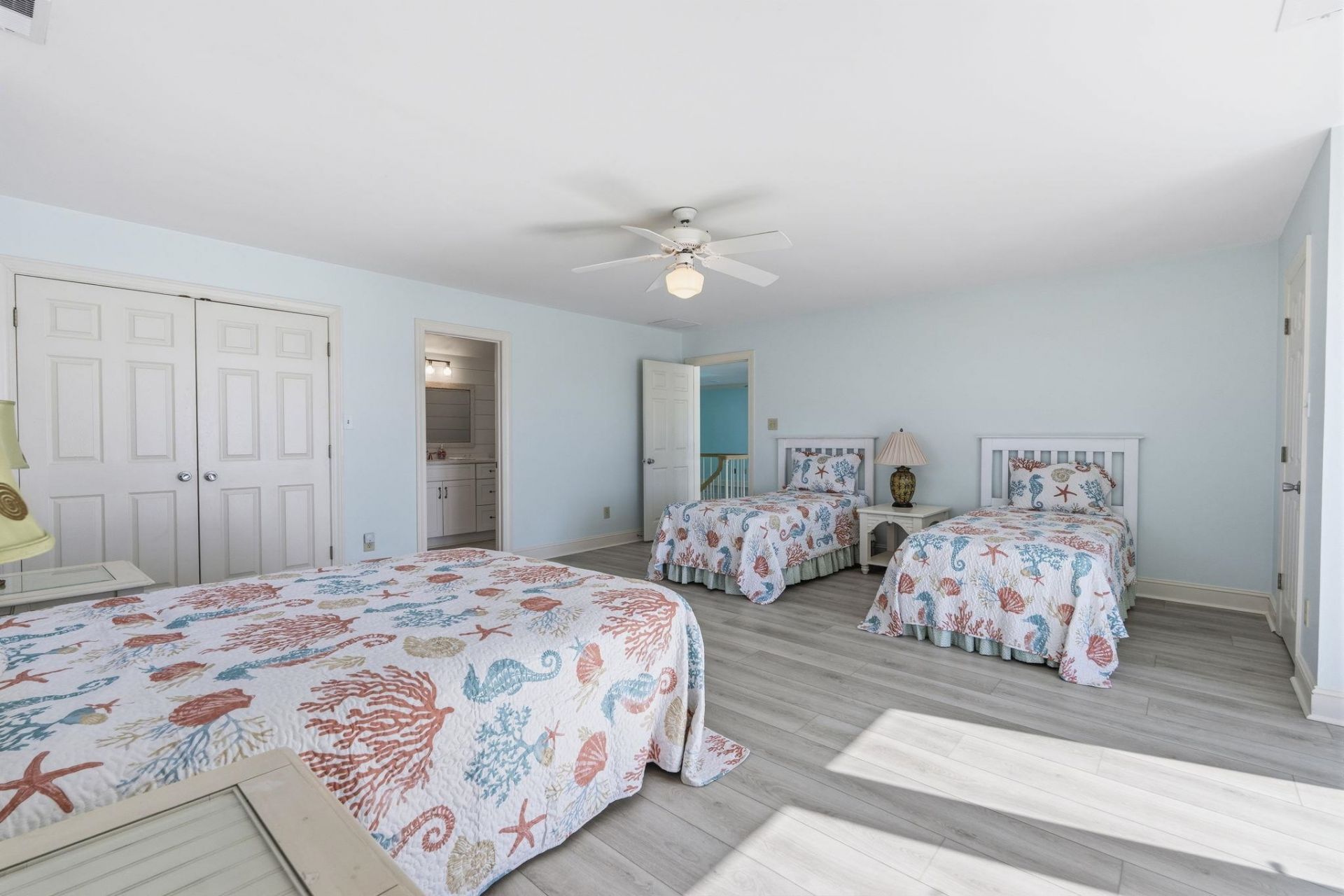 2201 S Waccamaw Dr. Photo 38