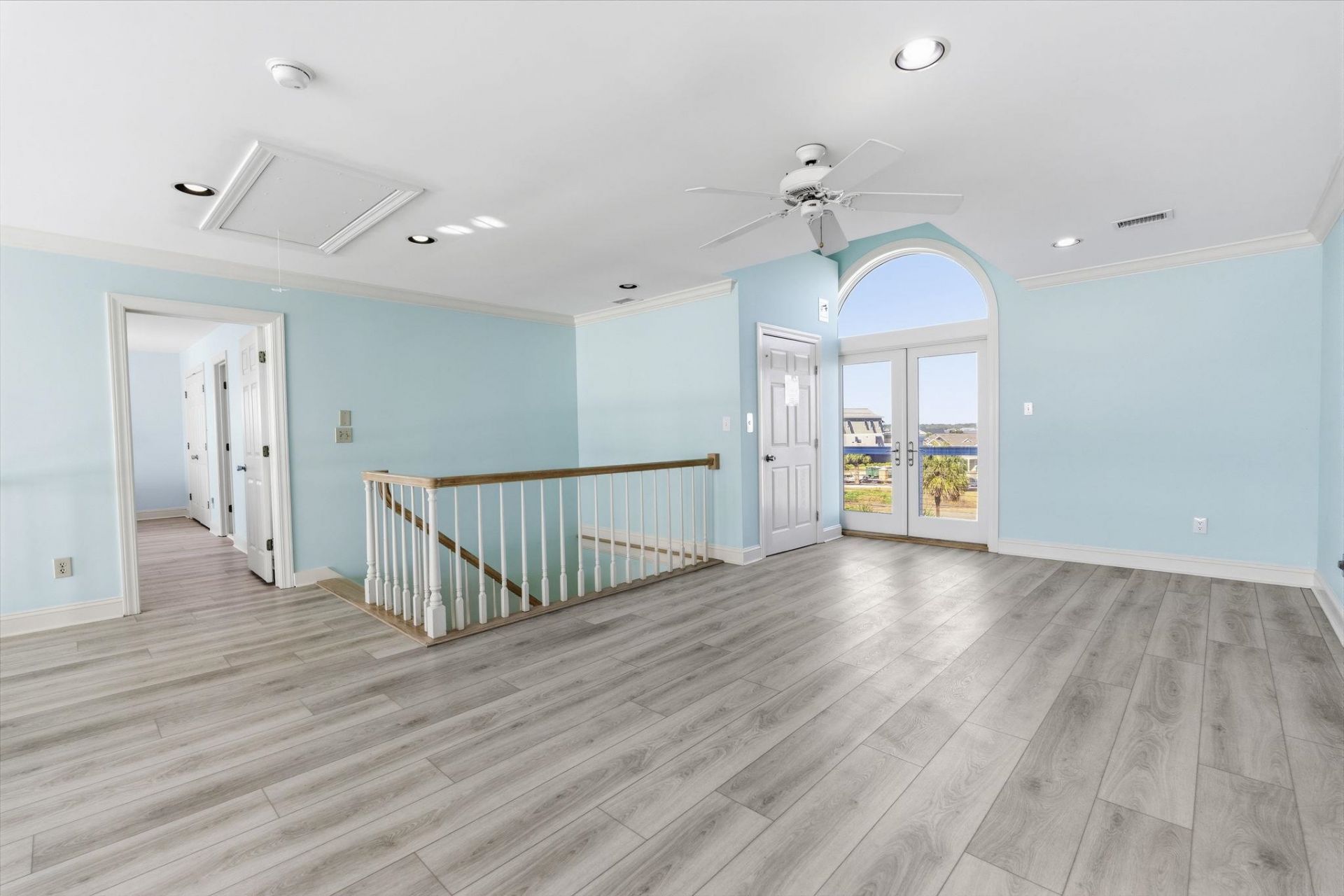 2201 S Waccamaw Dr. Photo 45