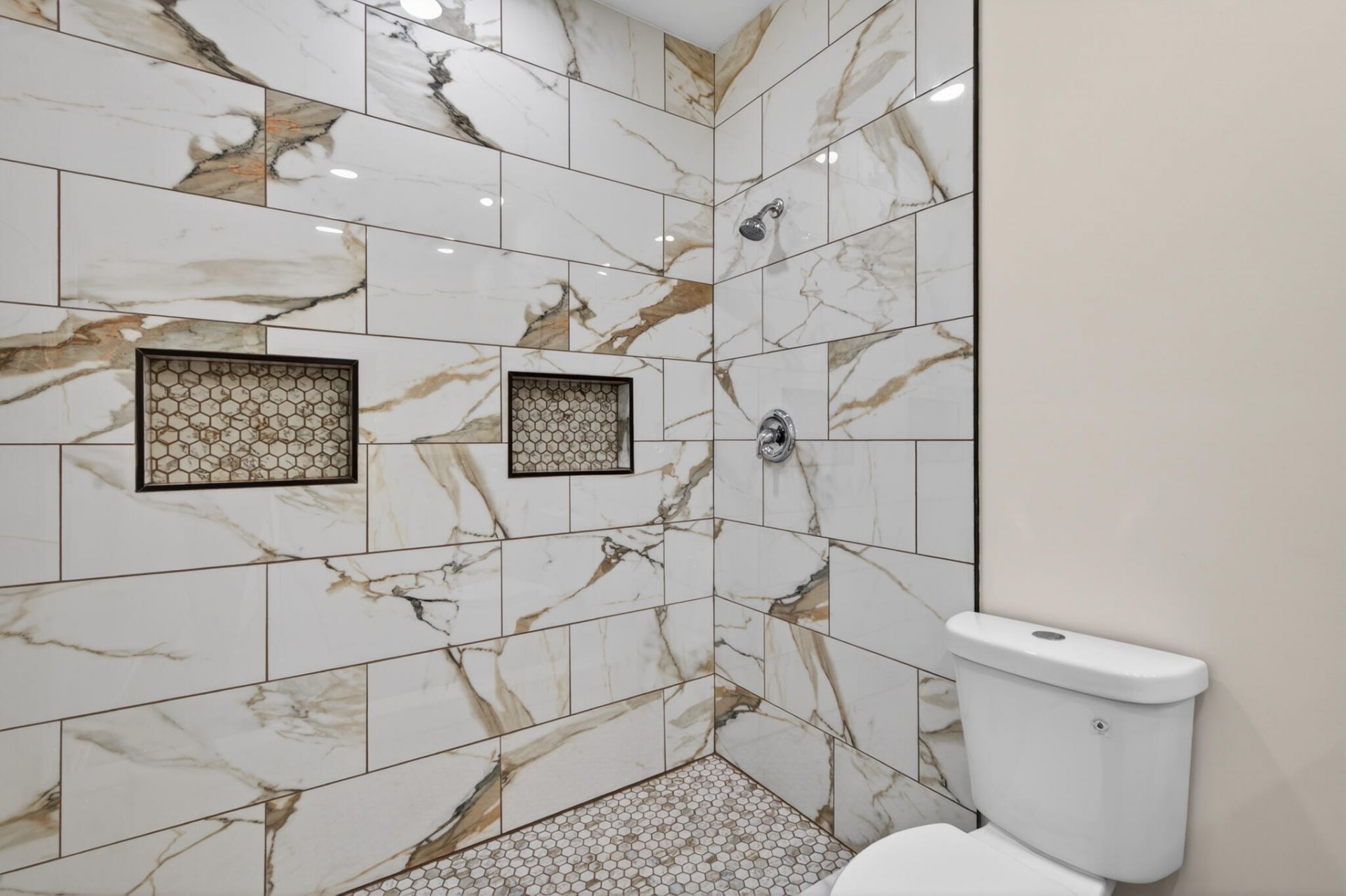 2114 James Bell Drive Photo 11