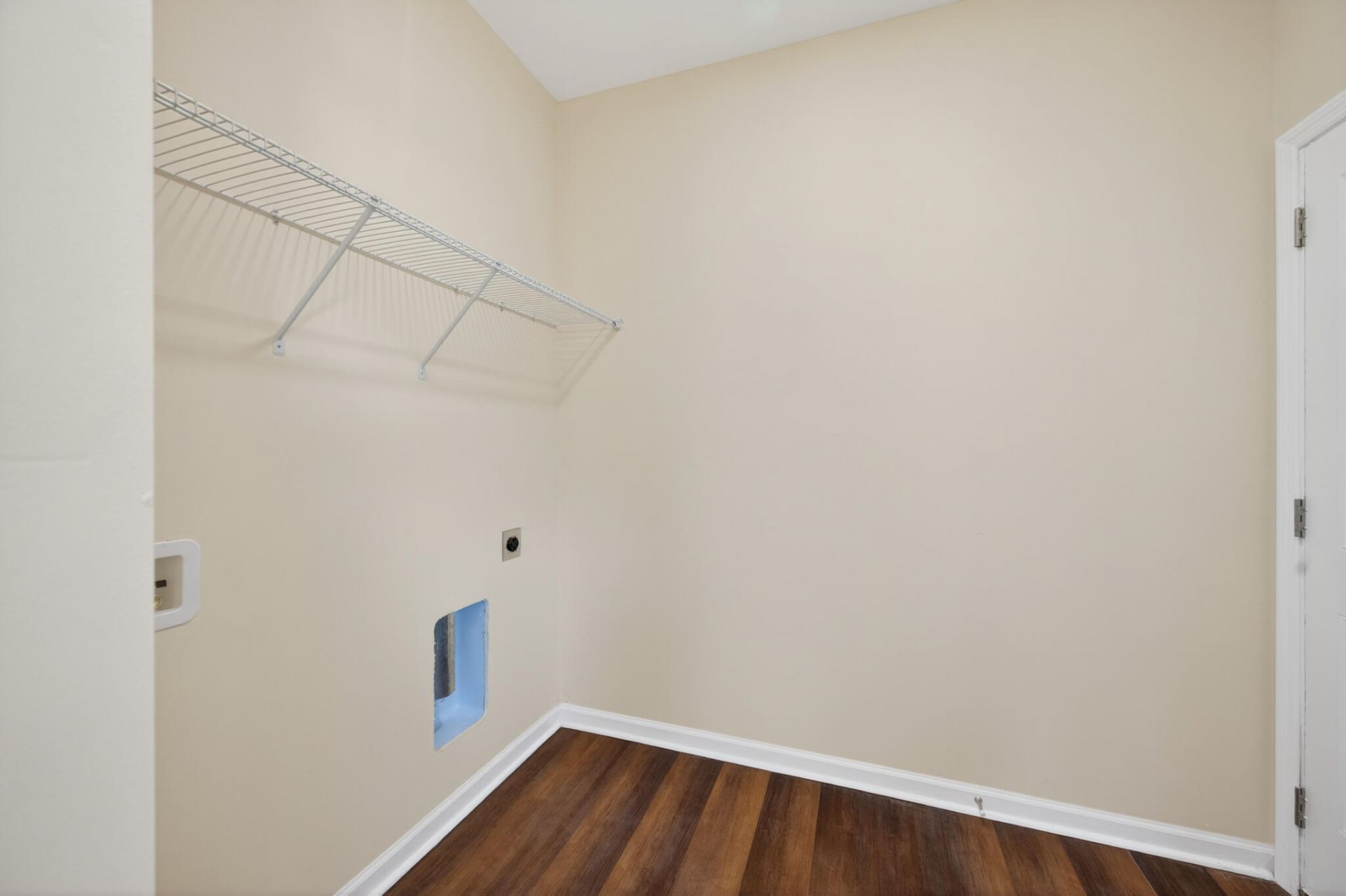 2114 James Bell Drive Photo 16