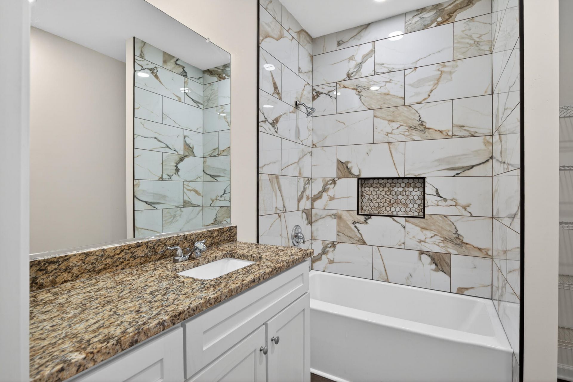 2114 James Bell Drive Photo 17