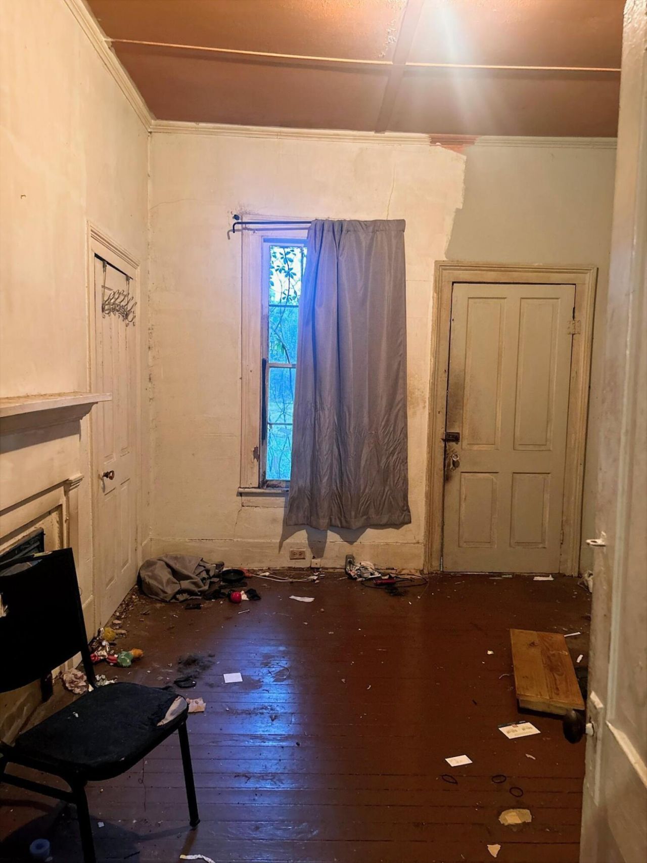 1554 Glover Street Photo 6