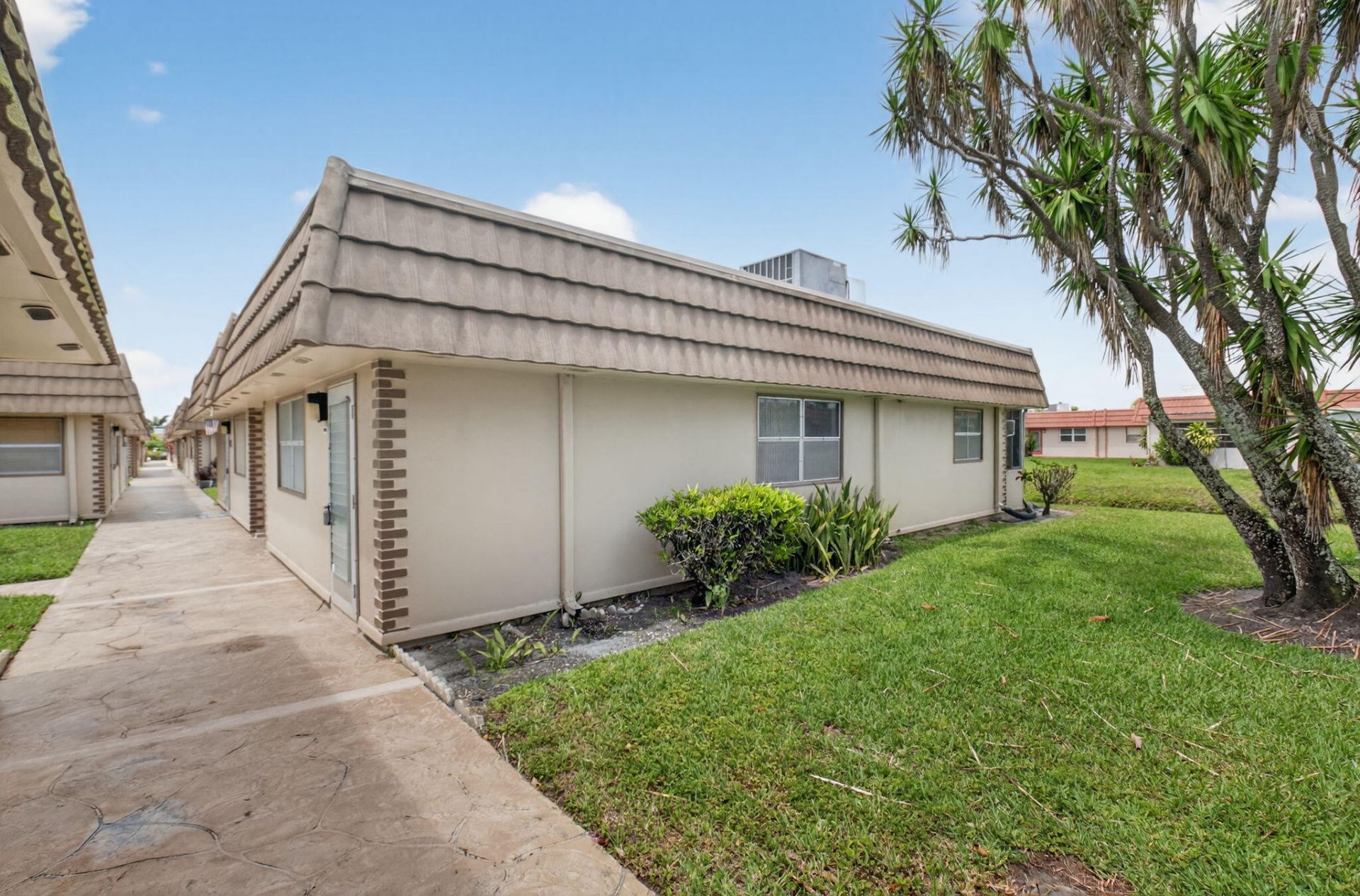 155 Seville G, Delray Beach, FL 33446 Photo