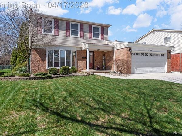 19534 Coachwood Road, Riverview, MI 48193