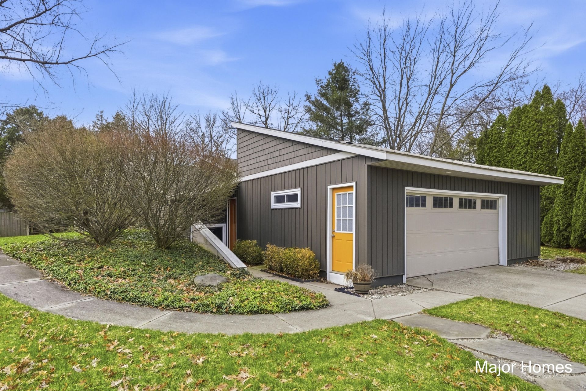 7500 Cascade Road Se, Grand Rapids, MI 49546 Main Photo