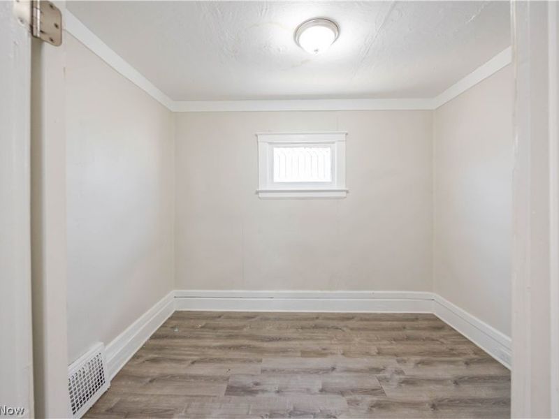 2914 Woodbridge Avenue, Cleveland, OH 44109 Photo 14