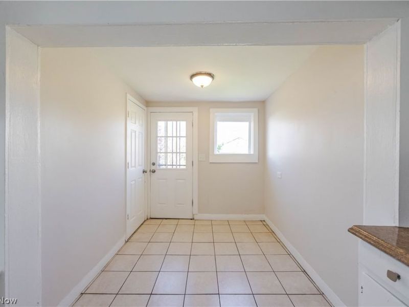 2914 Woodbridge Avenue, Cleveland, OH 44109 Photo 19