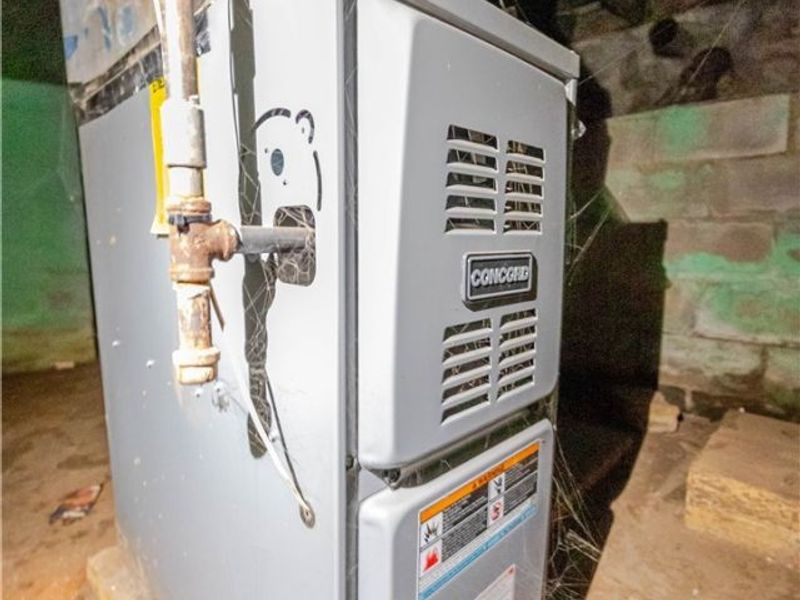 2914 Woodbridge Avenue, Cleveland, OH 44109 Photo 33