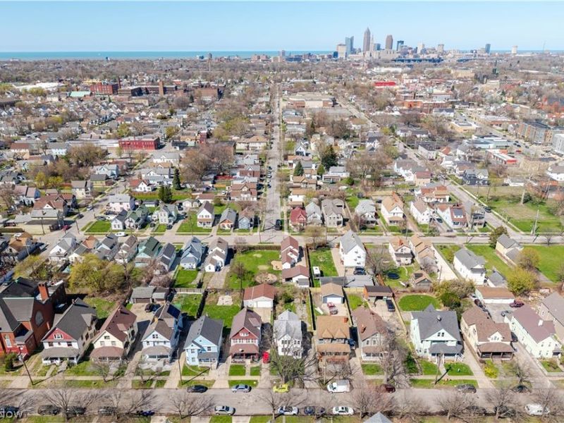 2914 Woodbridge Avenue, Cleveland, OH 44109 Photo 37