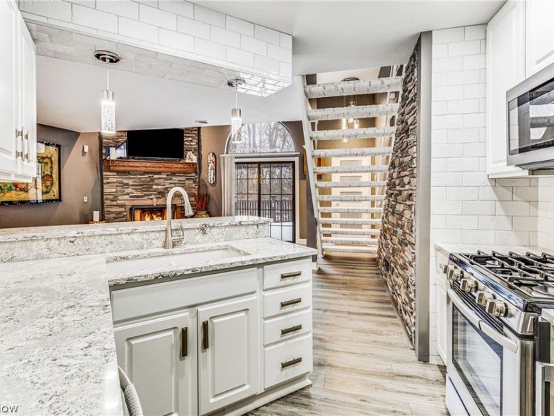 4032 Saint Andrews Court, Unit 1, Canfield, OH 44406 Photo 9