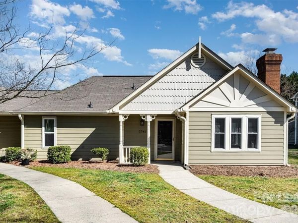 2745 Von Thuringer Court, Charlotte, NC 28210