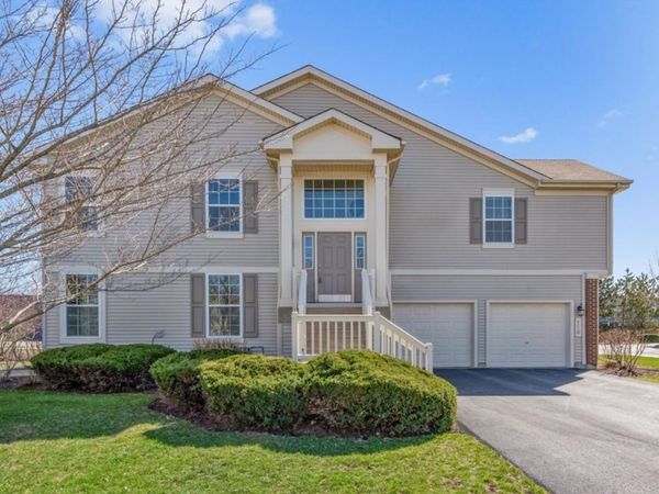 119 Fountain Grass Circle , Unit 119, Bartlett, IL 60103