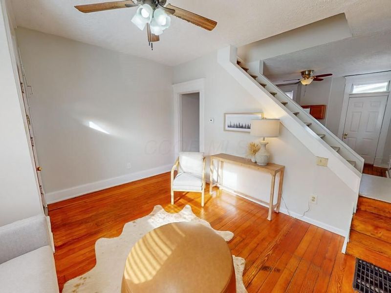 384 W 1st Avenue, Columbus, OH 43201 Photo 5