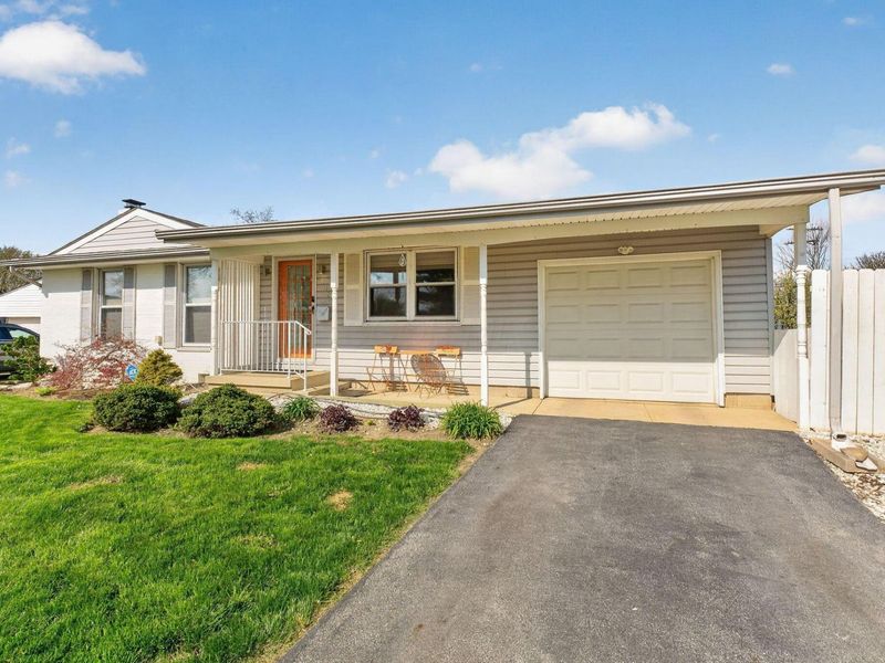 1484 Cardwell Square N, Columbus, OH 43229 Photo 3