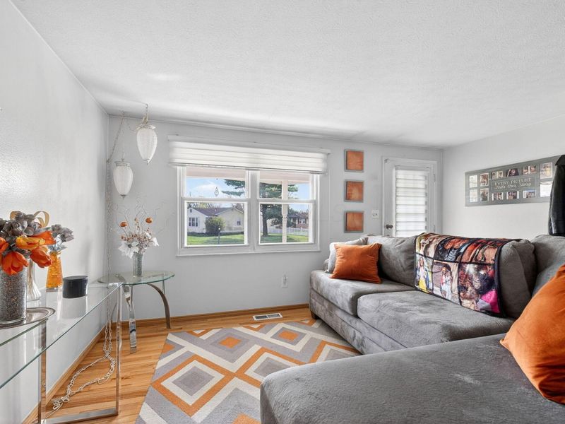 1484 Cardwell Square N, Columbus, OH 43229 Photo 9