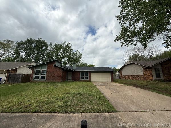 4600 S Cedar Avenue , Broken Arrow, OK 74011
