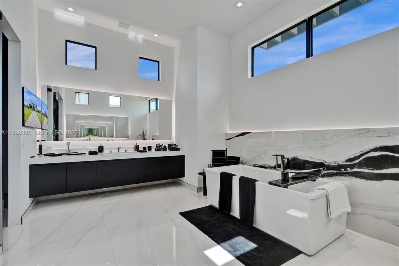 17811 SW 58th St, Southwest Ranches, FL 33331 Photo