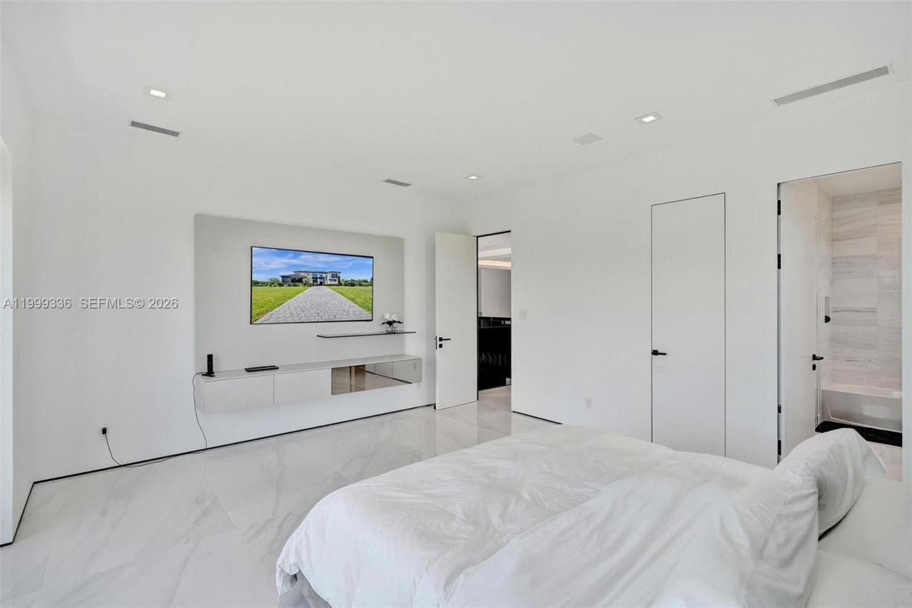 17811 SW 58th St, Southwest Ranches, FL 33331 Photo