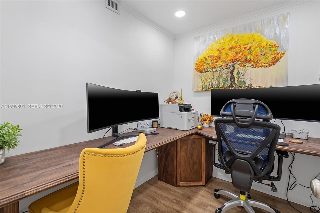 600 Three Islands Blvd, Unit 604, Hallandale Beach, FL 33009 Photo