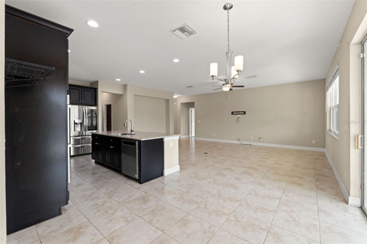 18696 Malinche Loop, Spring Hill, FL 34610 Photo