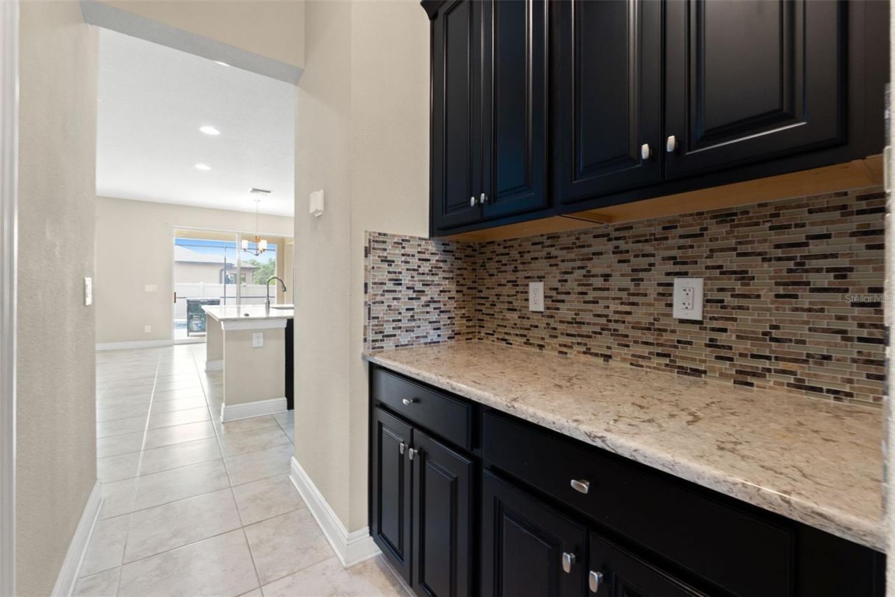 18696 Malinche Loop, Spring Hill, FL 34610 Photo