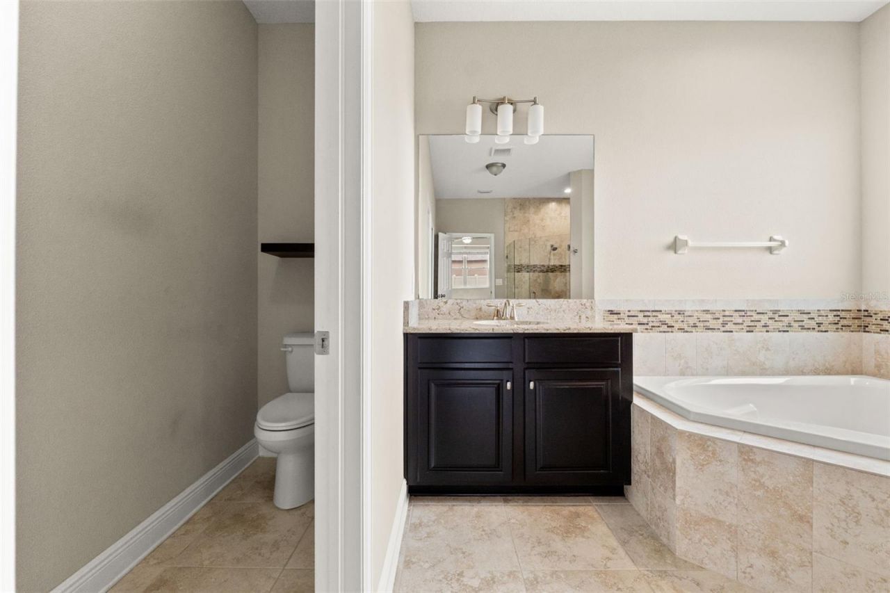 18696 Malinche Loop, Spring Hill, FL 34610 Photo