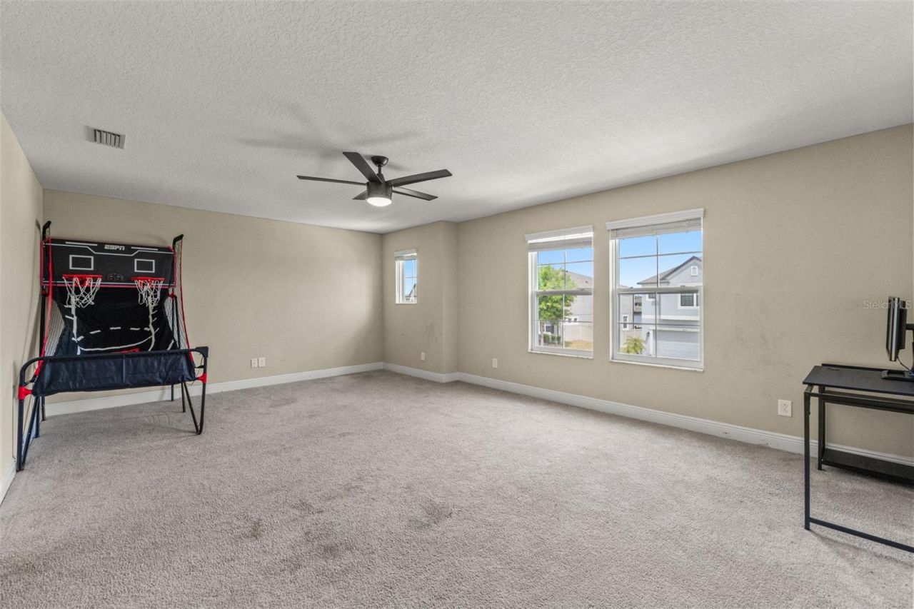 18696 Malinche Loop, Spring Hill, FL 34610 Photo