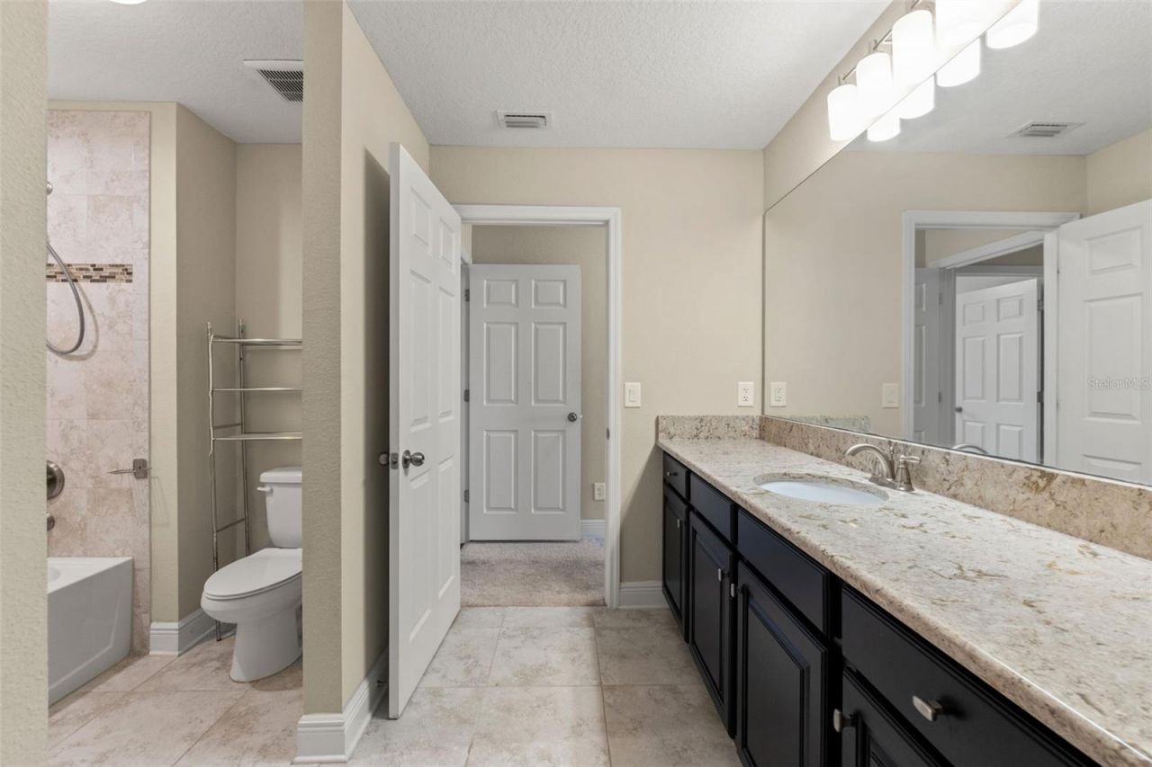 18696 Malinche Loop, Spring Hill, FL 34610 Photo