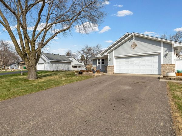 12700 90th Place N, Maple Grove, MN 55369