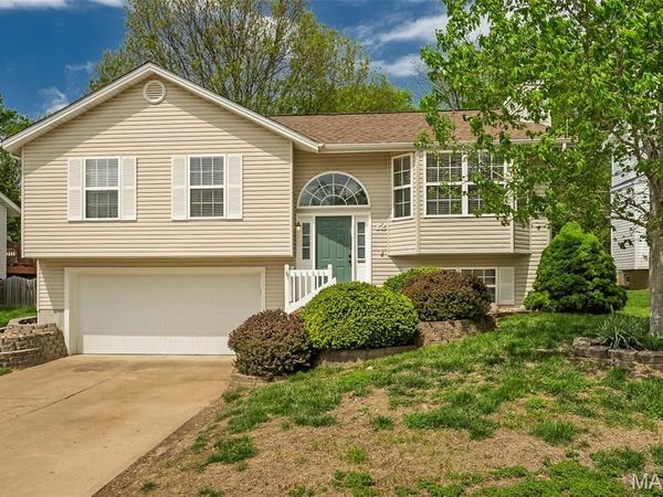 12 Red Cedar Court, St Charles, MO 63303