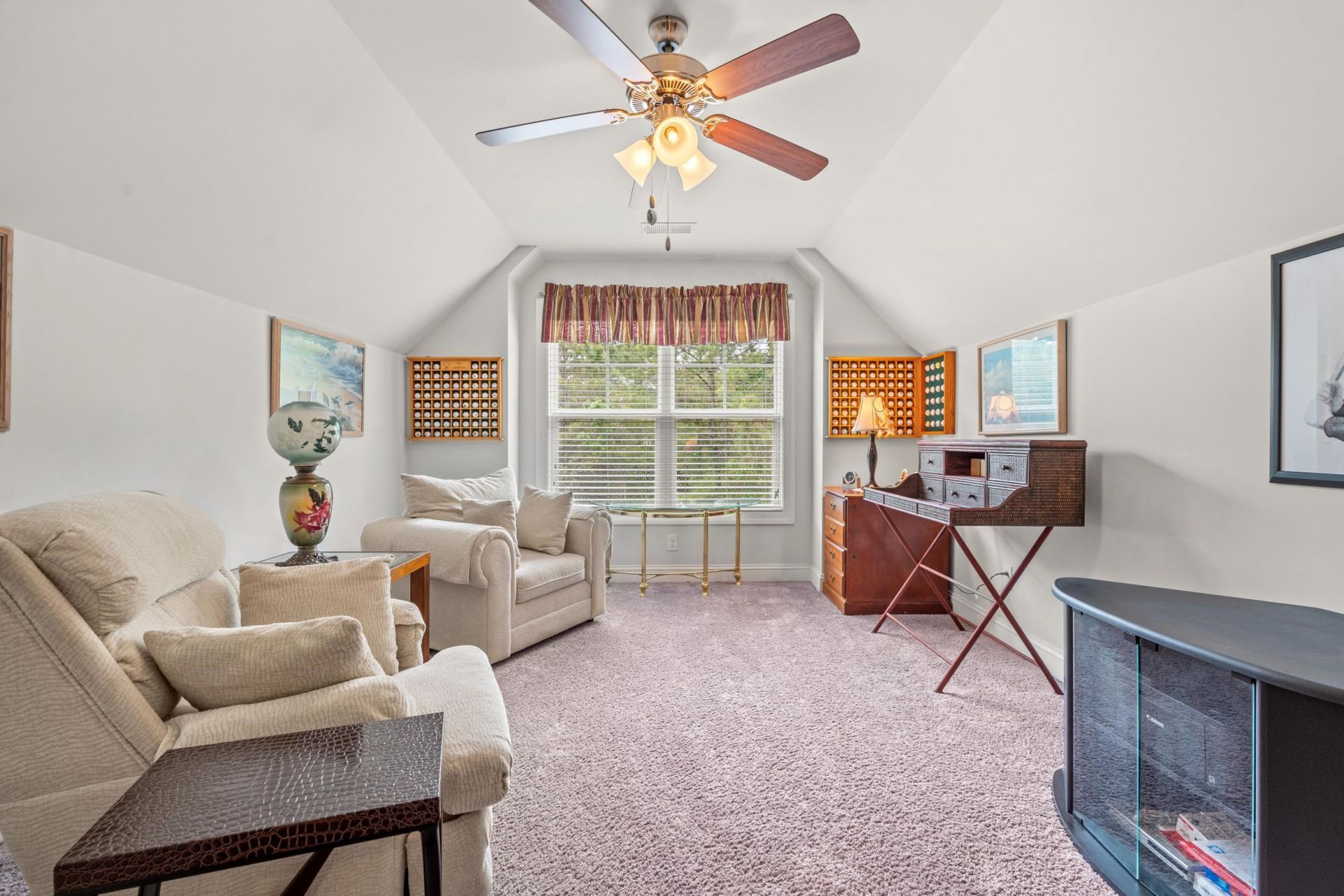 716 Pistoia Ln. Photo 22