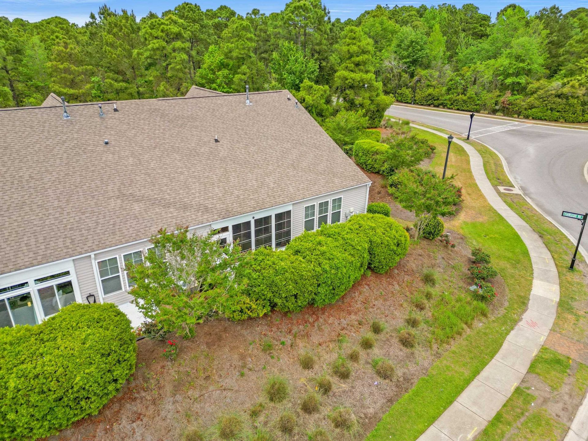 716 Pistoia Ln. Photo 33