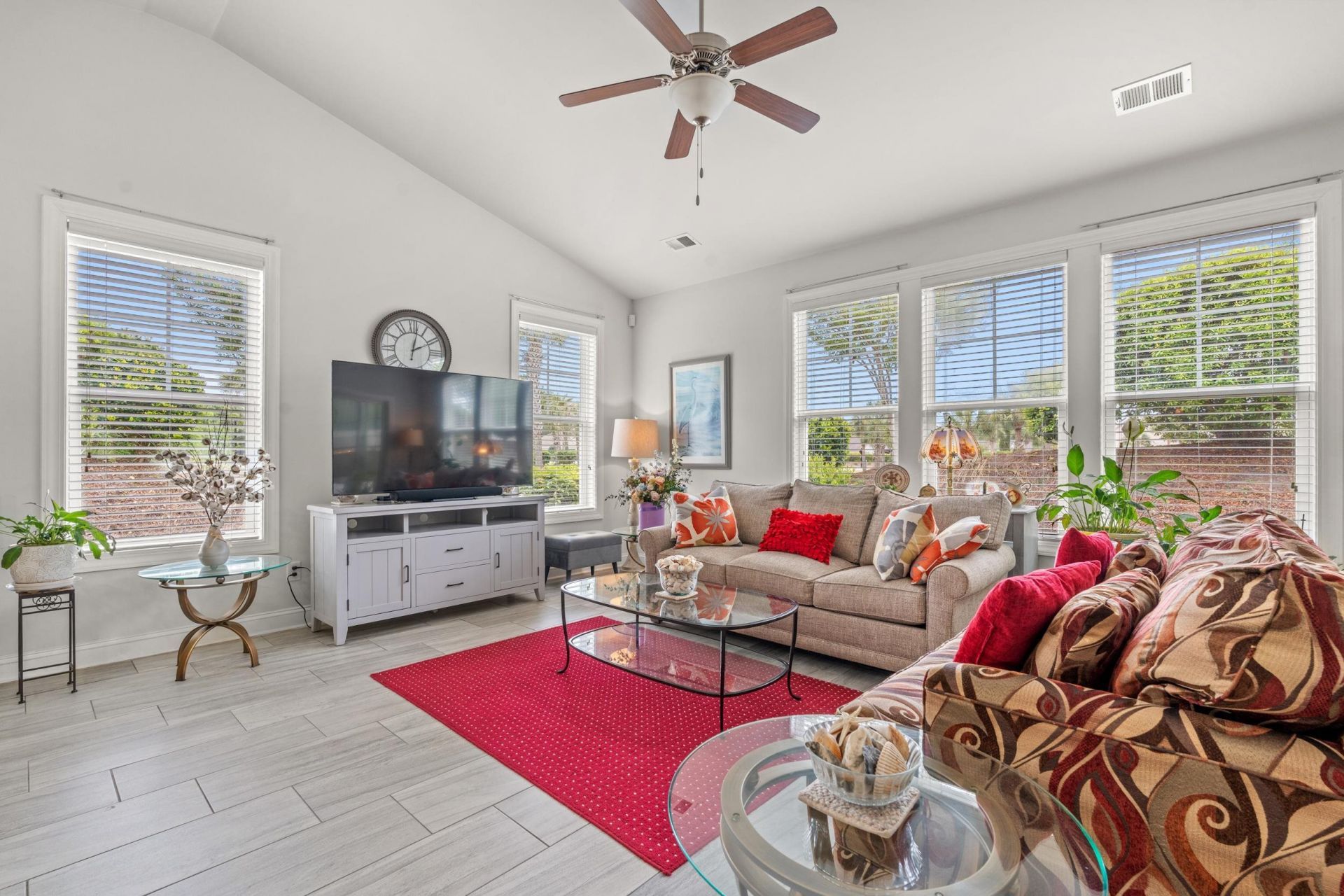 716 Pistoia Ln. Photo 4