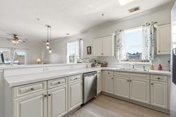 800 Crumpet Ct. photo 4