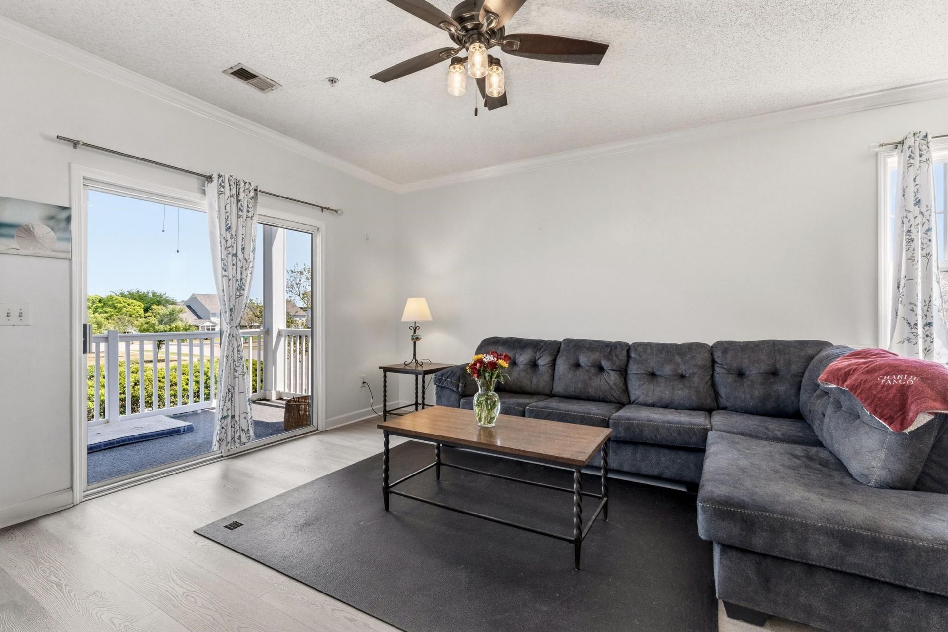 800 Crumpet Ct. Photo 6