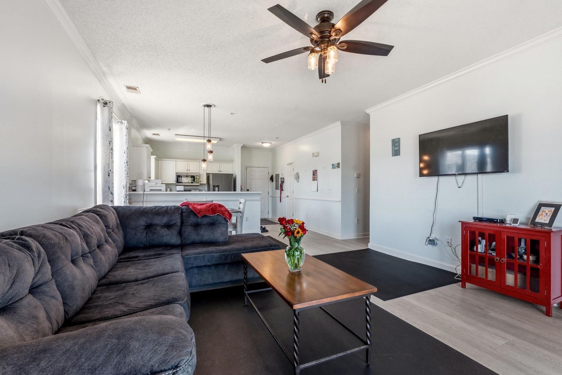 800 Crumpet Ct. Photo 8