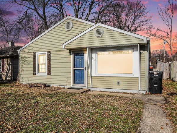 933 Beale Street, South Bend, IN 46616