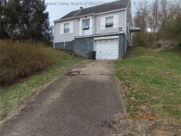 2649 Evergreen Drive, Charleston, WV 25302