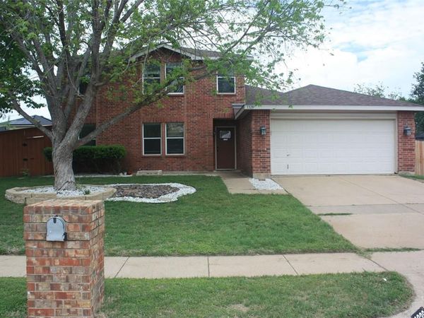 1328 Dandelion Trail, Burleson, TX 76028