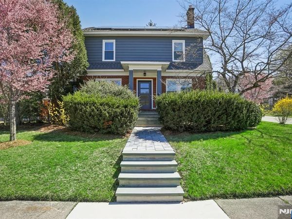 29 Park Avenue, NEWTON, NJ 07860