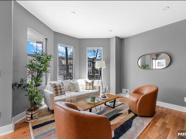 219 Clerk Street 2, Unit 2, JERSEY CITY, NJ 07305