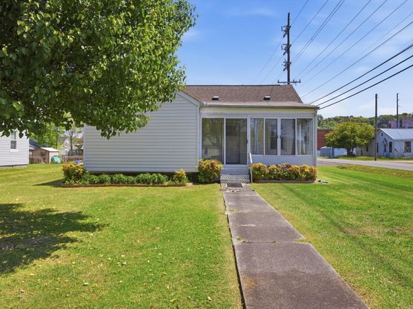 618 Carden Avenue, Rossville, GA 30741